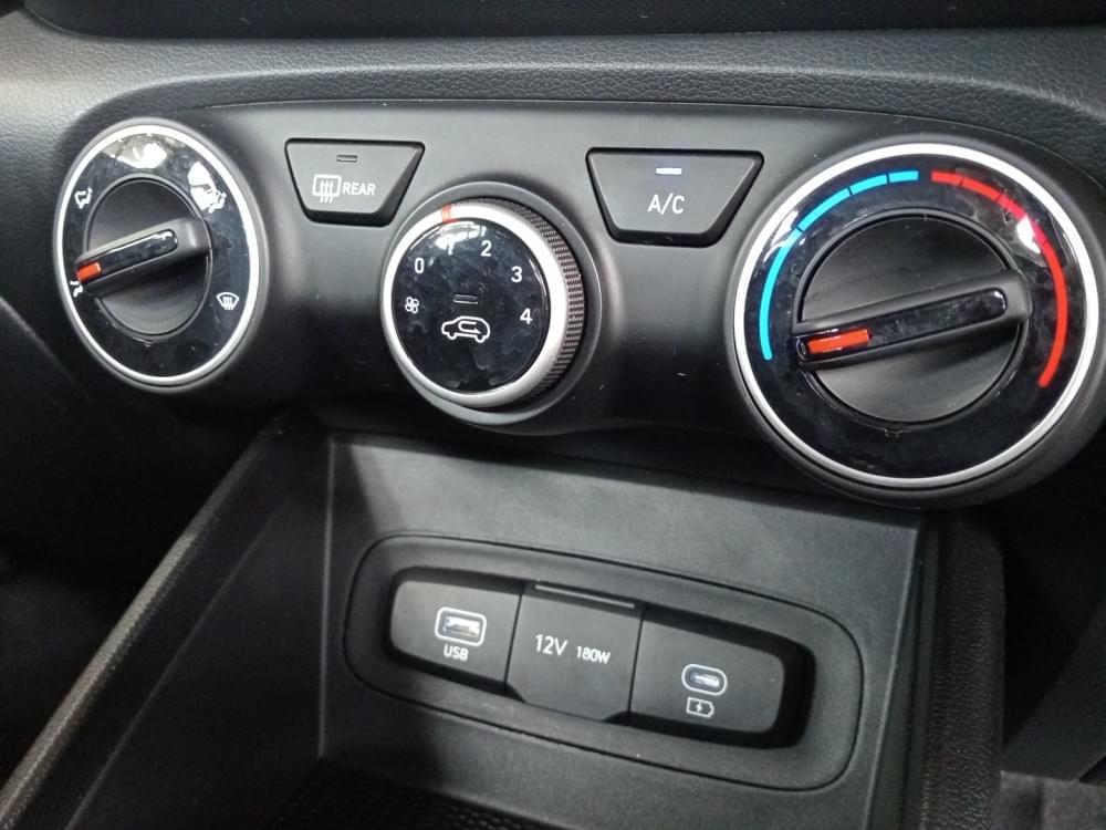 Hyundai Venue 1.2 Premuim