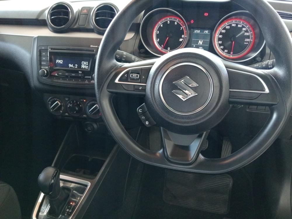 Suzuki Swift 1.2I Gl Amt