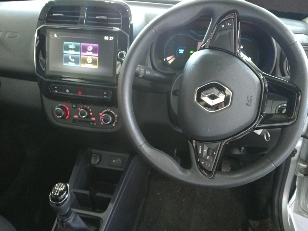 Renault N/A 1.0 Techno