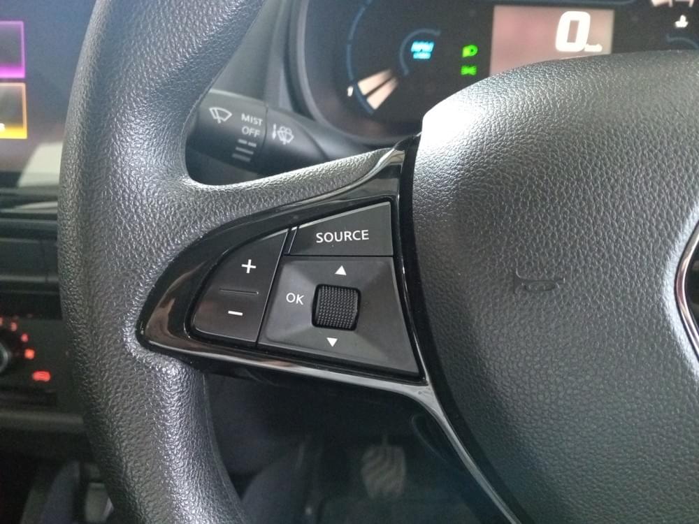 Renault N/A 1.0 Techno