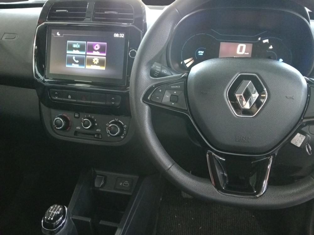 Renault N/A 1.0 Techno