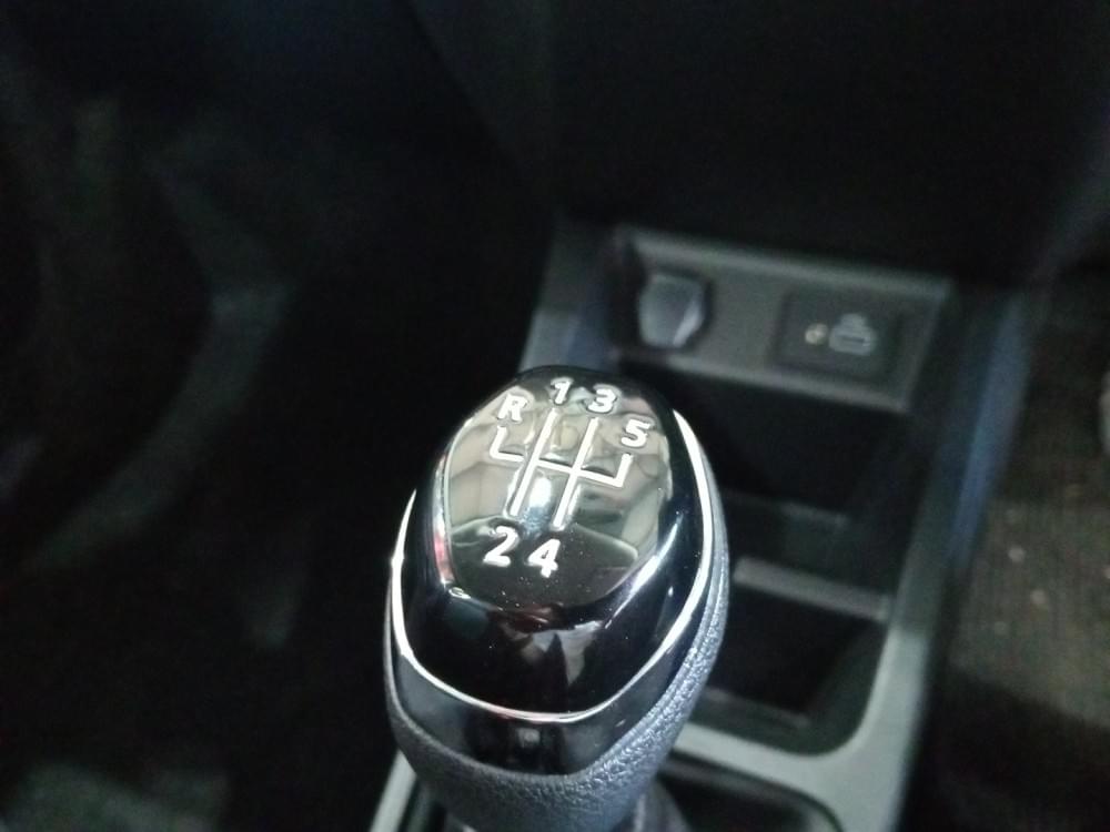 Renault N/A 1.0 Techno