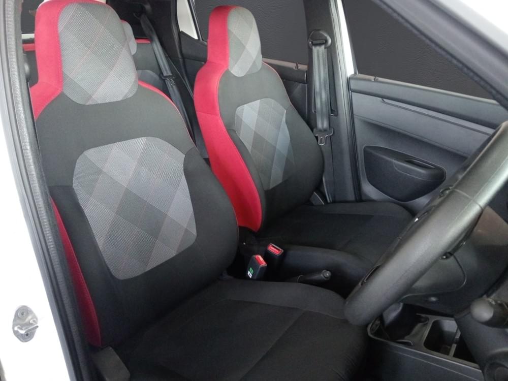 Renault N/A 1.0 Techno