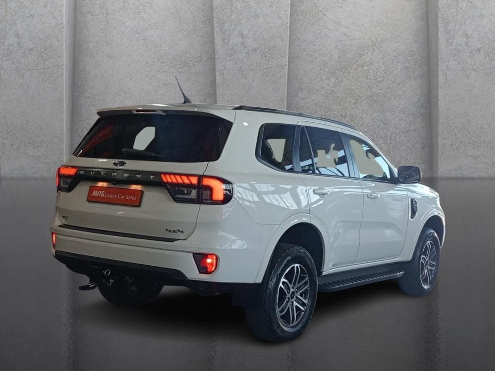 Ford Everest 2.0L Xlt 10At 4X4