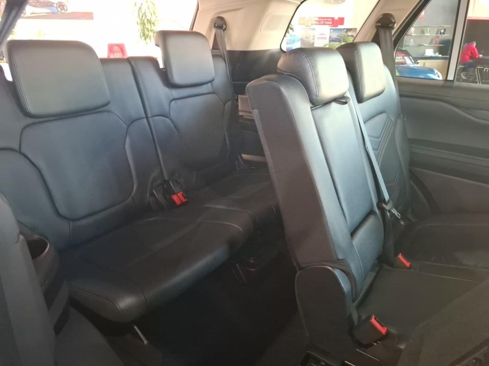 Ford Everest 2.0 Xlt 4X2 At