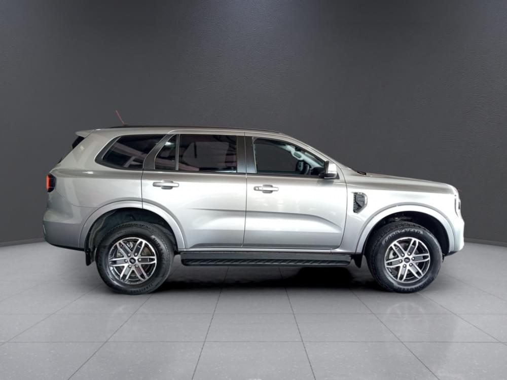 Ford Everest 2.0 Xlt 4X2 At