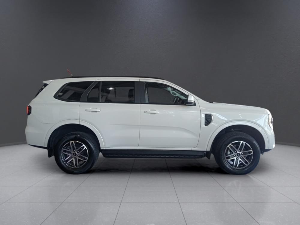 Ford Everest 2.0 Xlt 4X4 At