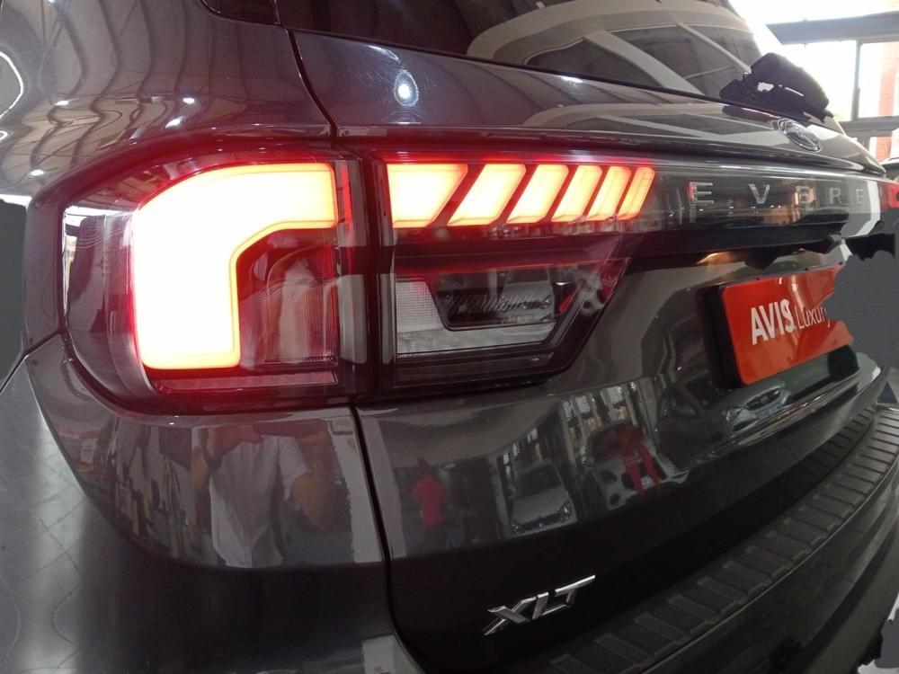 Ford Everest 2.0 Xlt 4X2 At