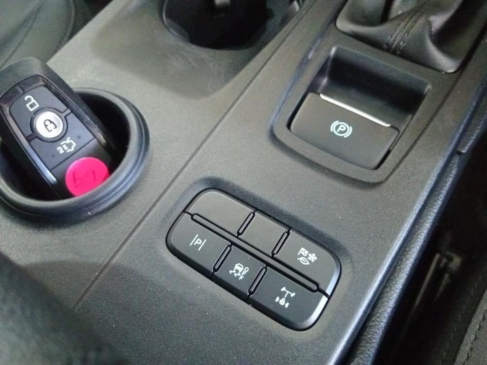Ford Everest 2.0 Xlt 4X2 At