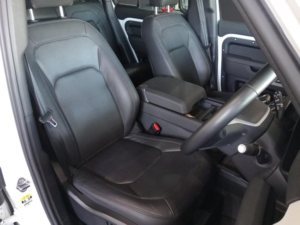 Land Rover Defender 110 D250 Se Awd (183Kw)
