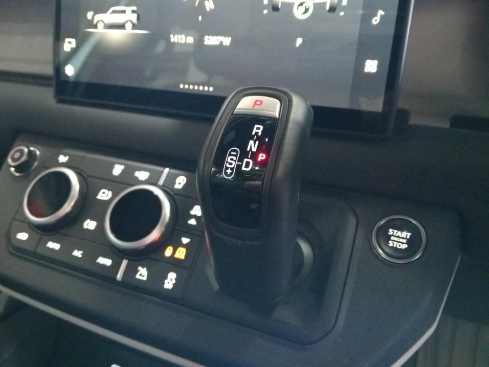 Land Rover Defender 110 D250 Se Awd (183Kw)