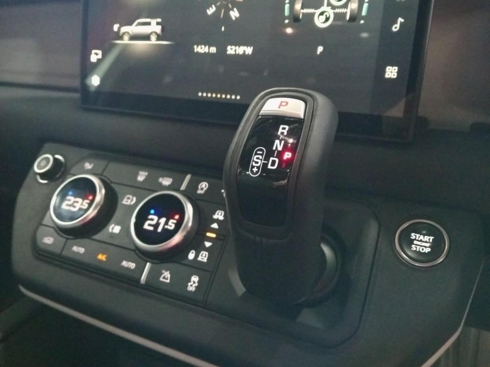 Land Rover Defender 110 D250 Se Awd (183Kw)