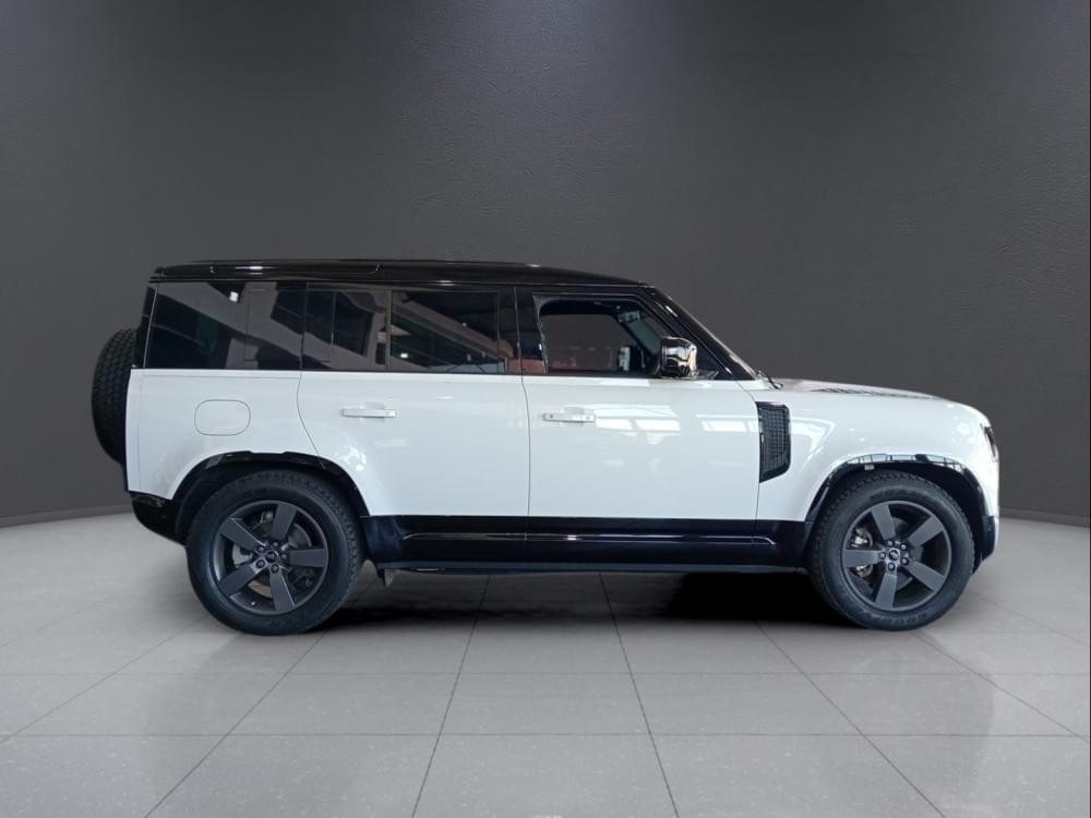 Land Rover Defender 110 3.0D D250 X-Dynamic Se (183Kw)