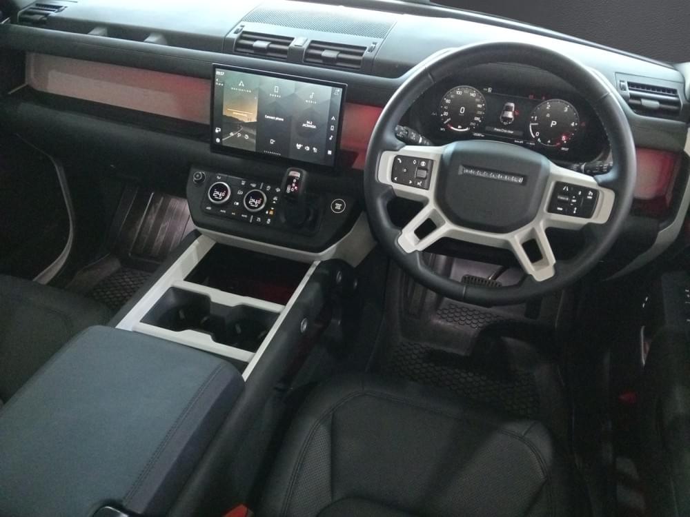 Land Rover Defender 110 3.0D D250 X-Dynamic Se (183Kw)