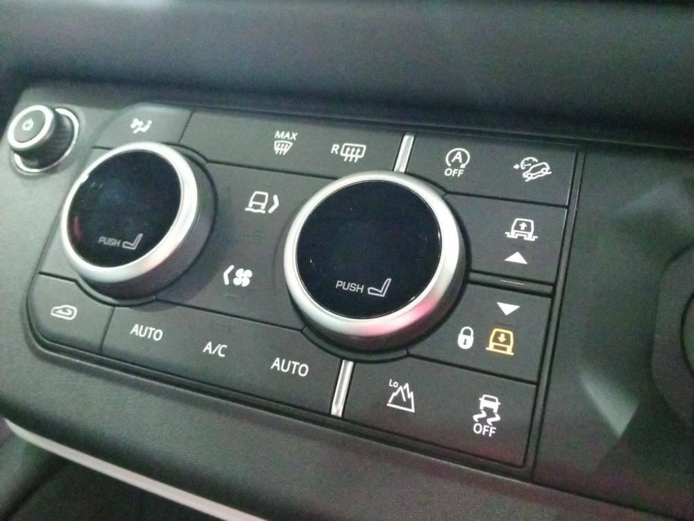 Land Rover Defender 110 D300 X-Dynamic Hse Awd (221Kw)