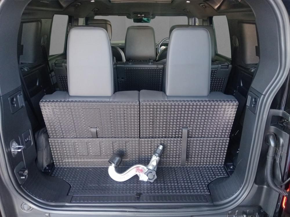 Land Rover Defender 110 D300 X-Dynamic Hse Awd (221Kw)