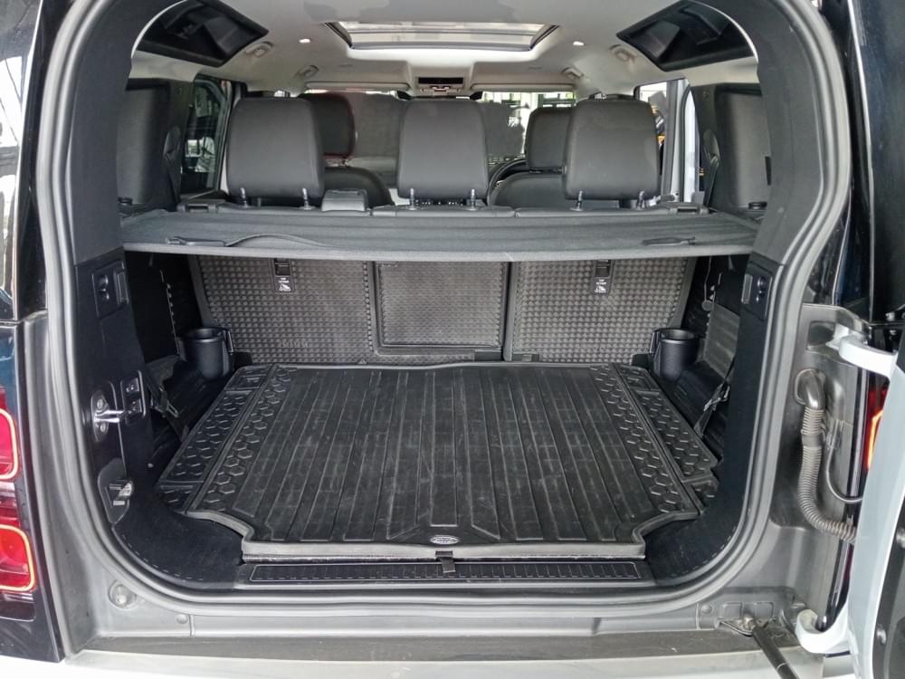 Land Rover Defender 110 3.0 D300 Se (221Kw)