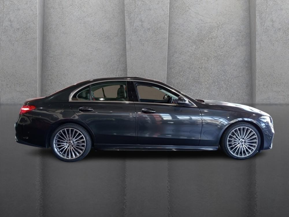 Mercedes Benz C-Class Sedan 220D