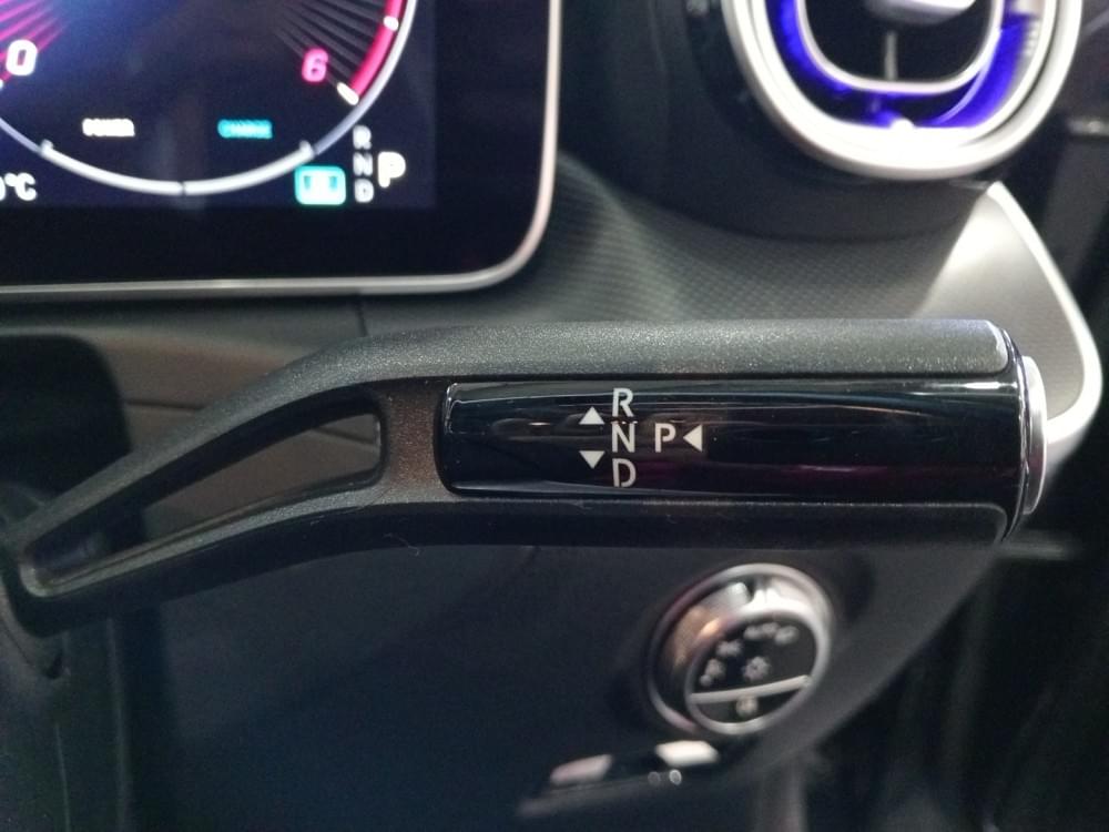 Mercedes Benz C-Class Sedan 220D