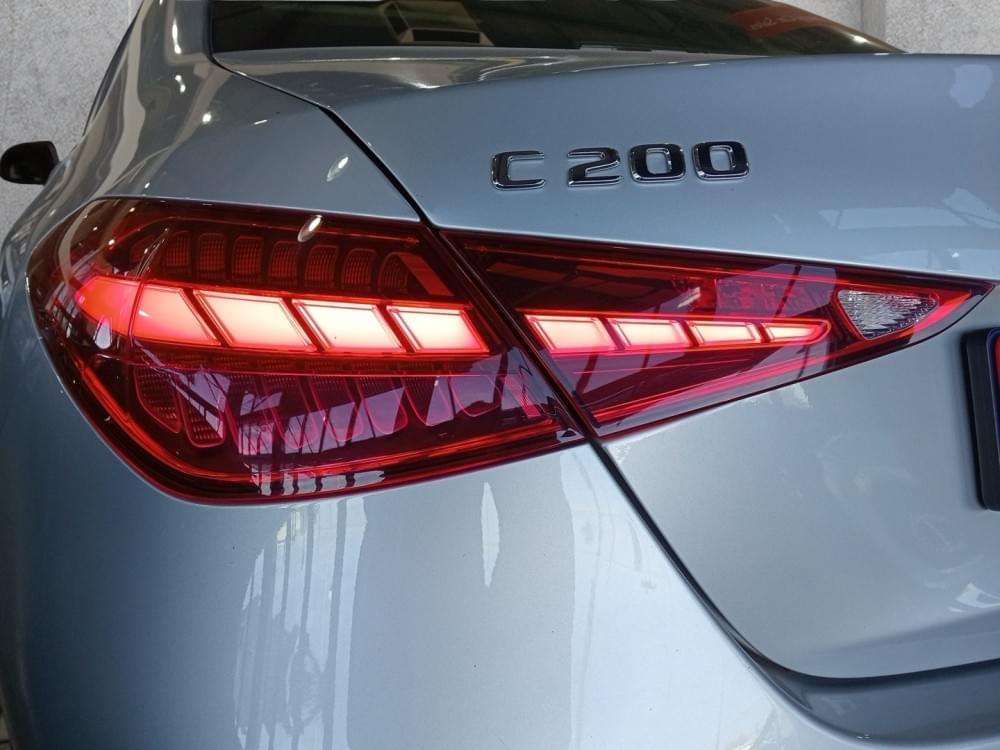 Mercedes Benz C-Class Sedan 200