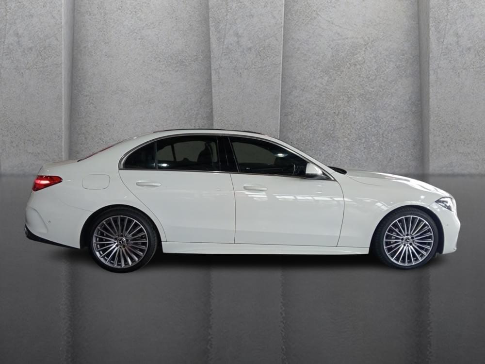 Mercedes Benz C-Class Sedan 200