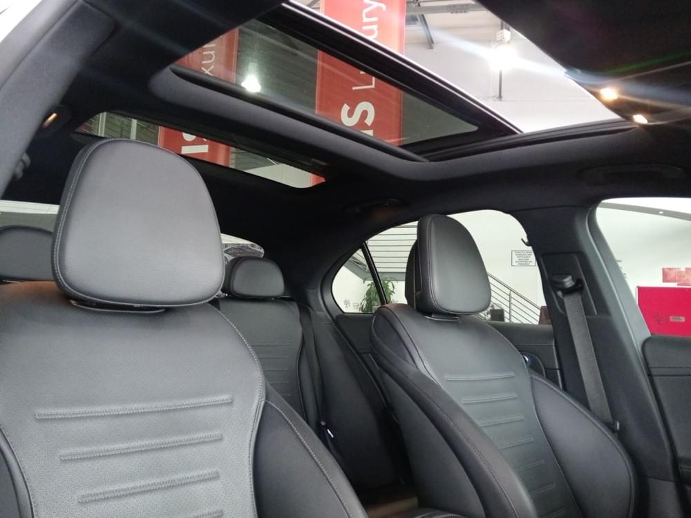 Mercedes Benz C-Class Sedan 200
