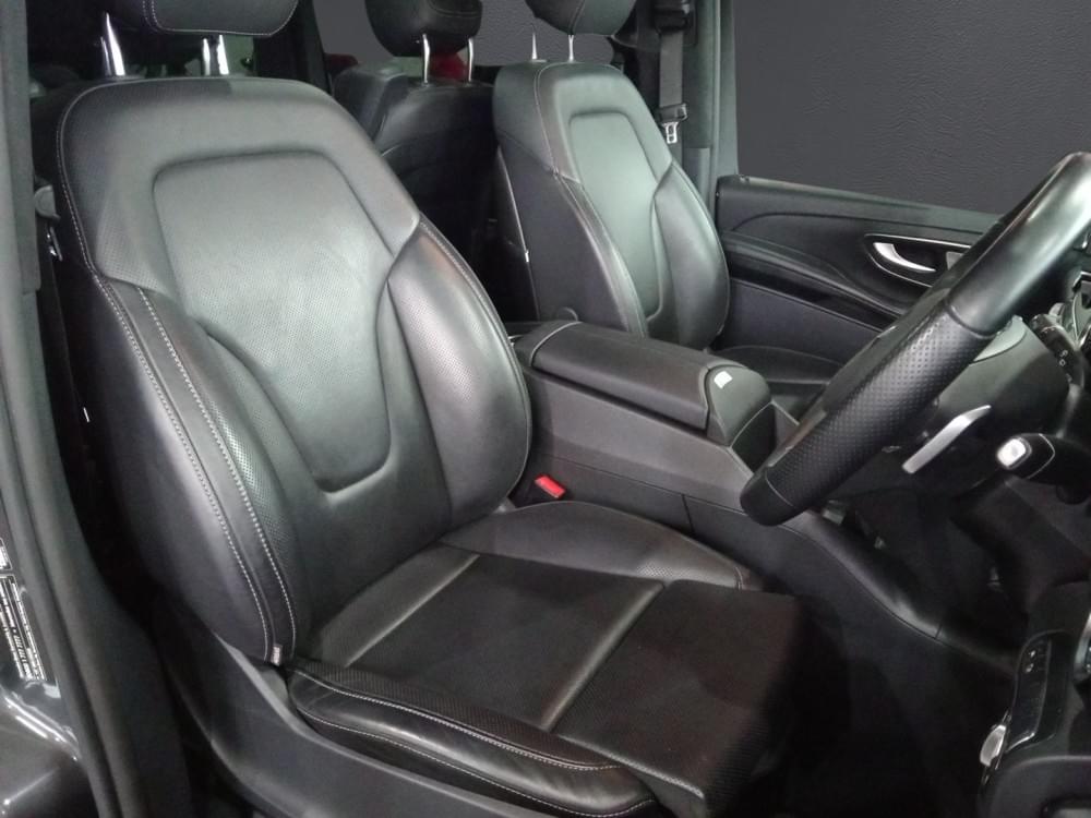 Mercedes Benz N/A 300D Exclusive