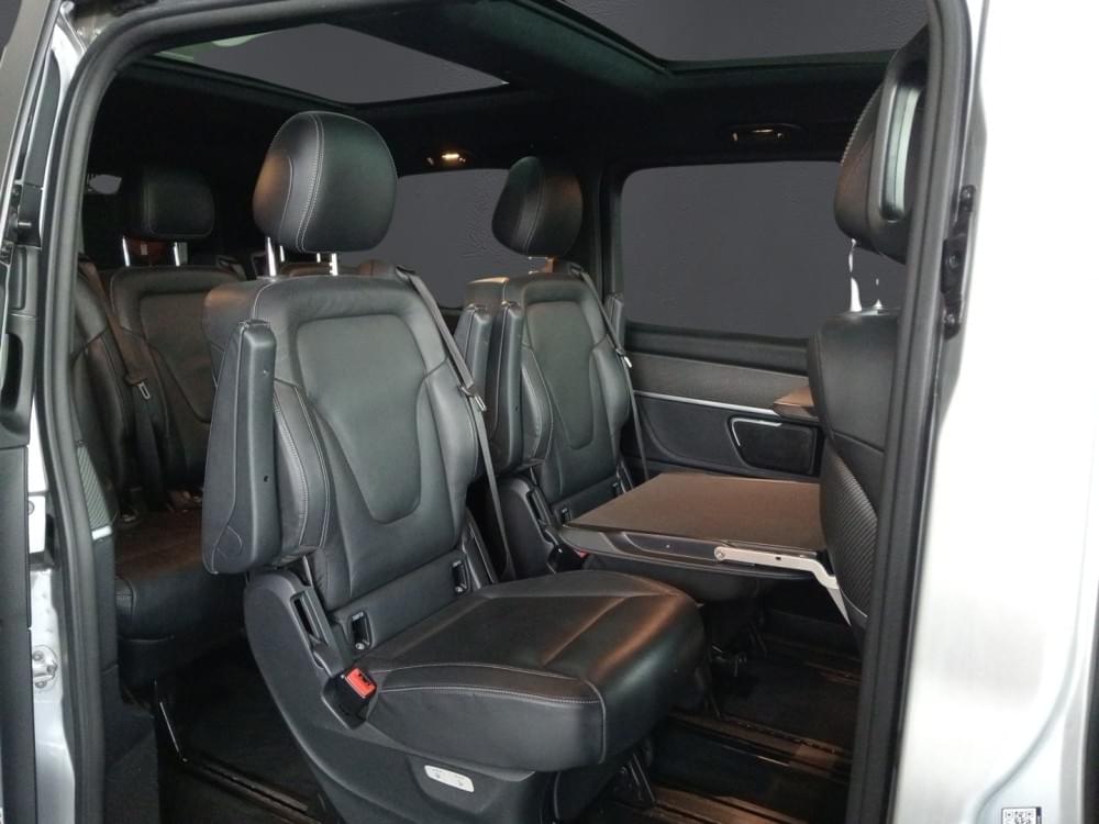 Mercedes Benz V-Class 300D Avantgarde + Amg Line