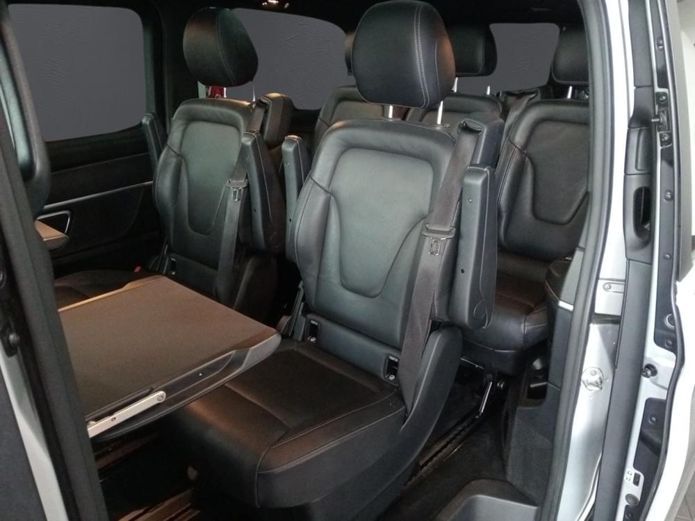 Mercedes Benz V-Class 300D Avantgarde + Amg Line