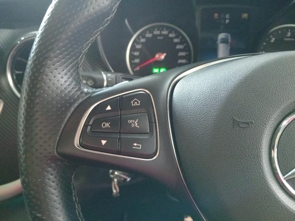 Mercedes Benz V-Class 300D Avantgarde + Amg Line