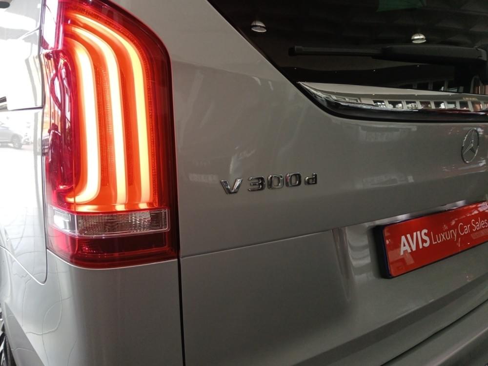 Mercedes Benz V-Class 300D Avantgarde + Amg Line