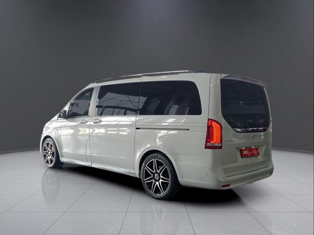 Mercedes Benz V-Class 300D Avantgarde + Amg Line