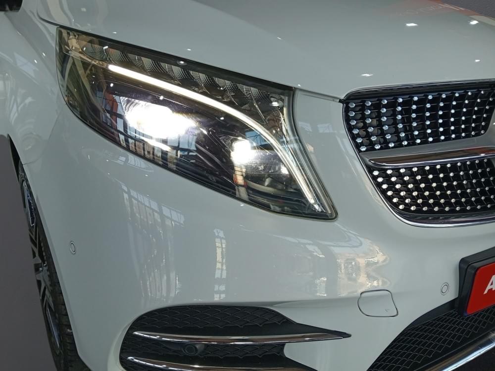 Mercedes Benz N/A 300D Exclusive