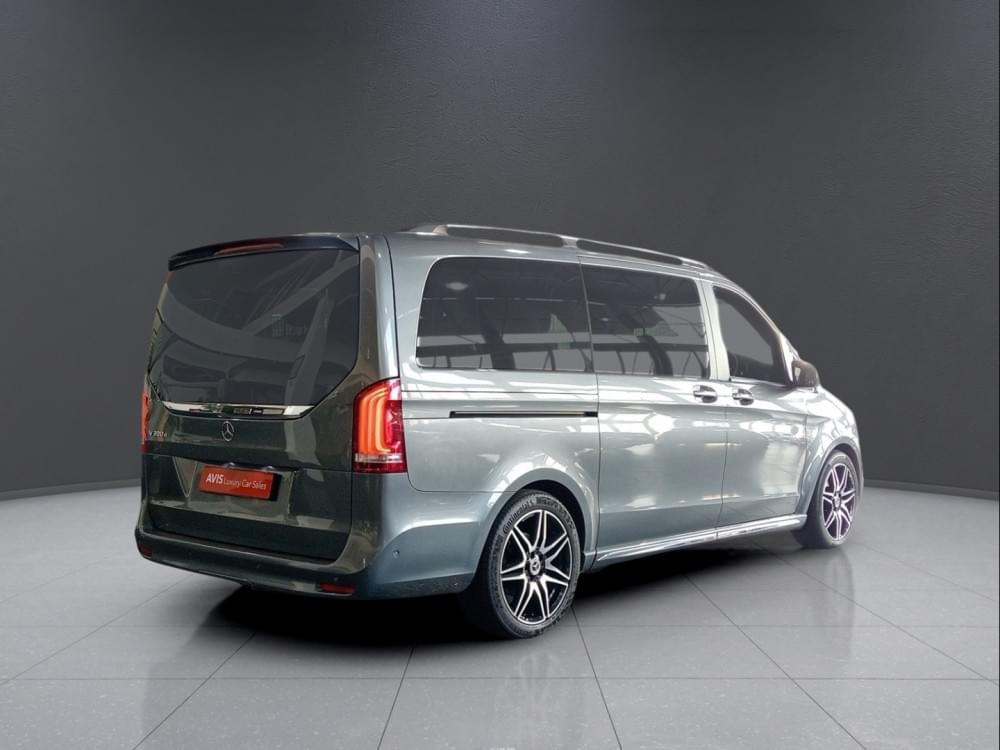 Mercedes Benz V-Class 300D Avantgarde + Amg Line