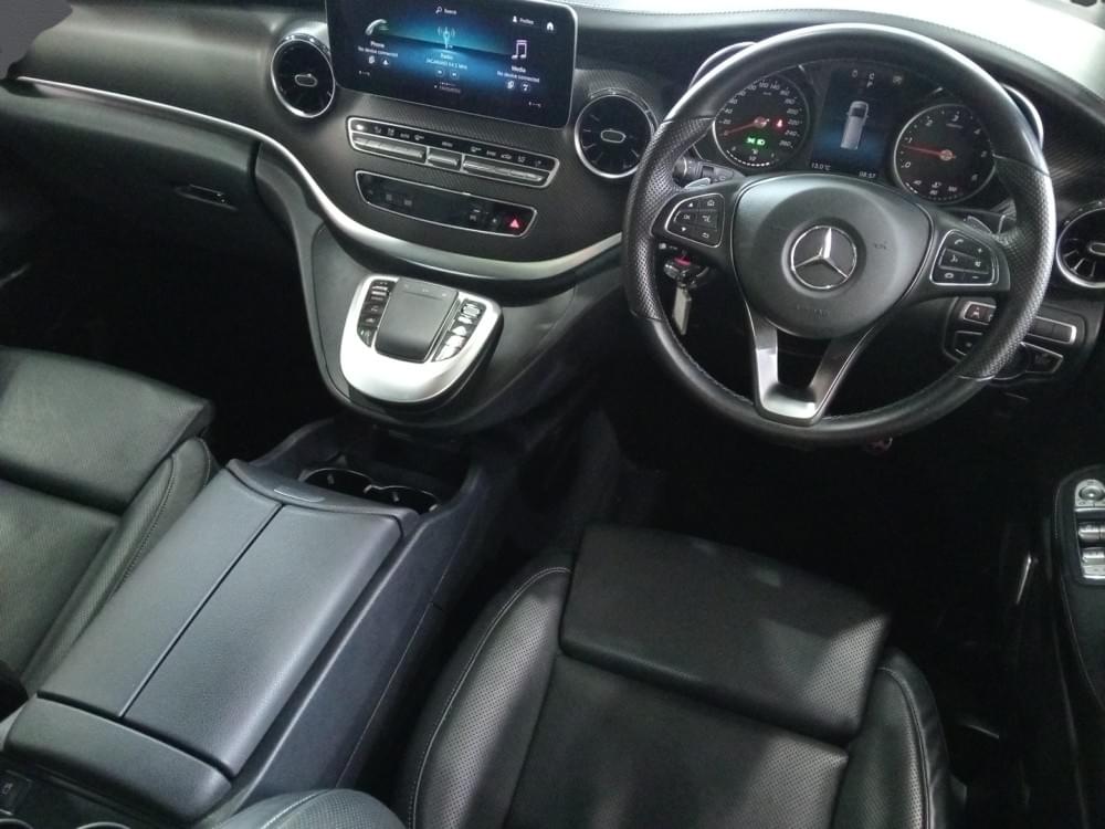 Mercedes Benz V-Class 300D Avantgarde + Amg Line