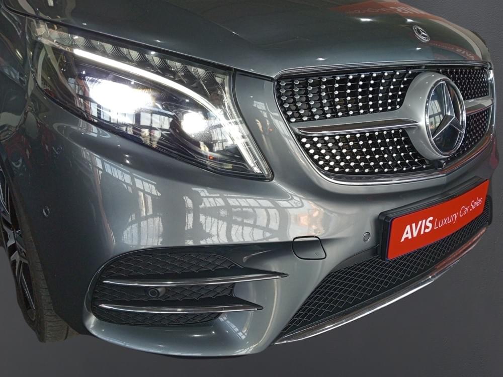 Mercedes Benz V-Class 300D Avantgarde + Amg Line