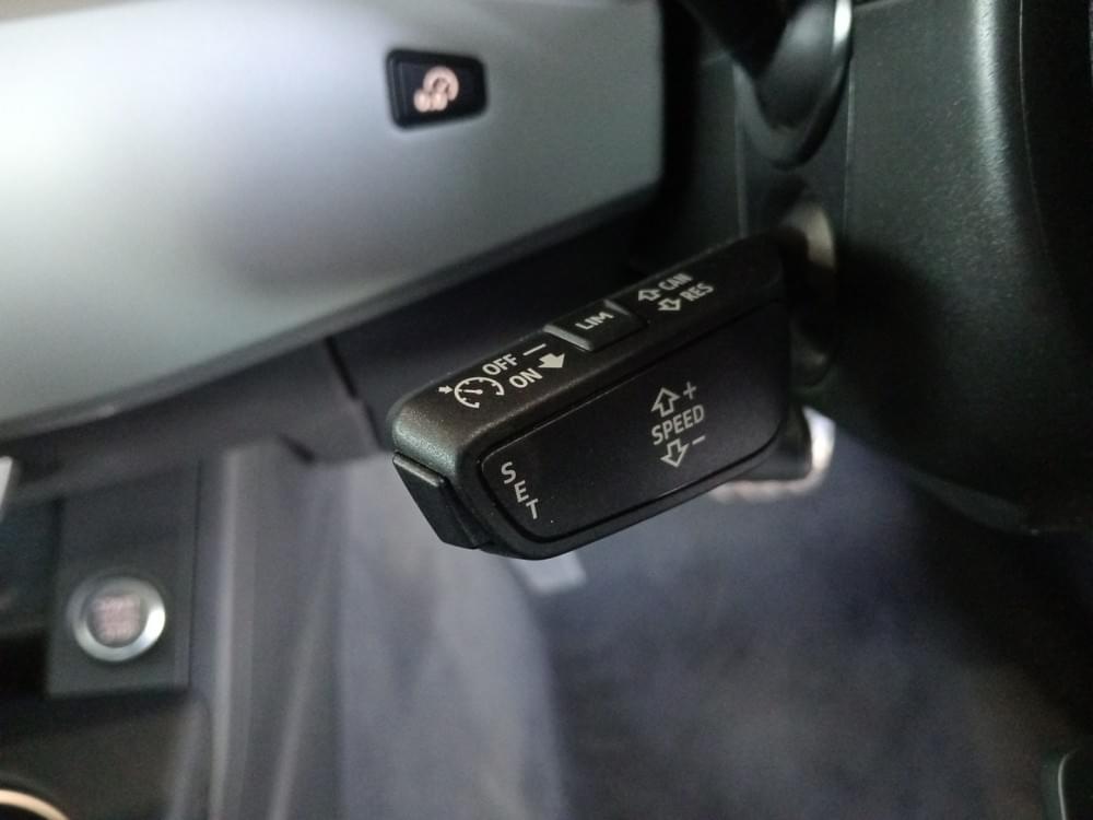 Audi A4 Sedan 35 Tfsi S Tronic