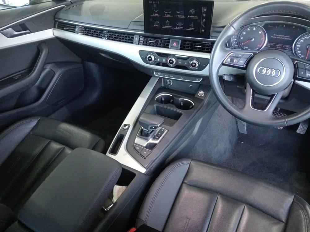 Audi A4 Sedan 35 Tfsi S Tronic