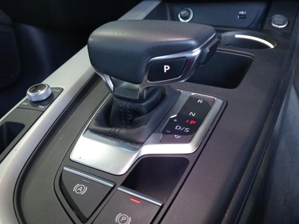 Audi A4 Sedan 35 Tfsi S Tronic