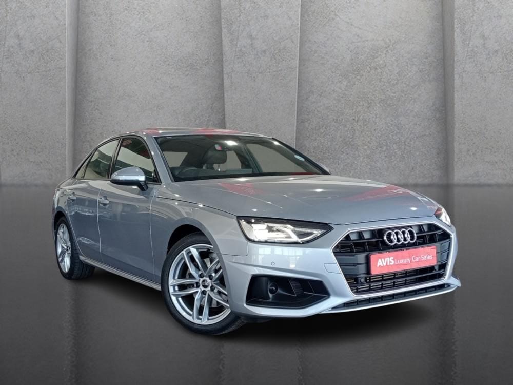 Audi A4 Sedan 35 Tfsi S Tronic