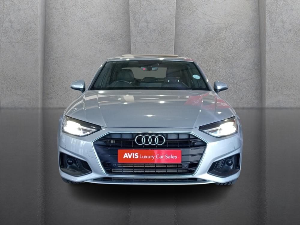 Audi A4 Sedan 35 Tfsi S Tronic