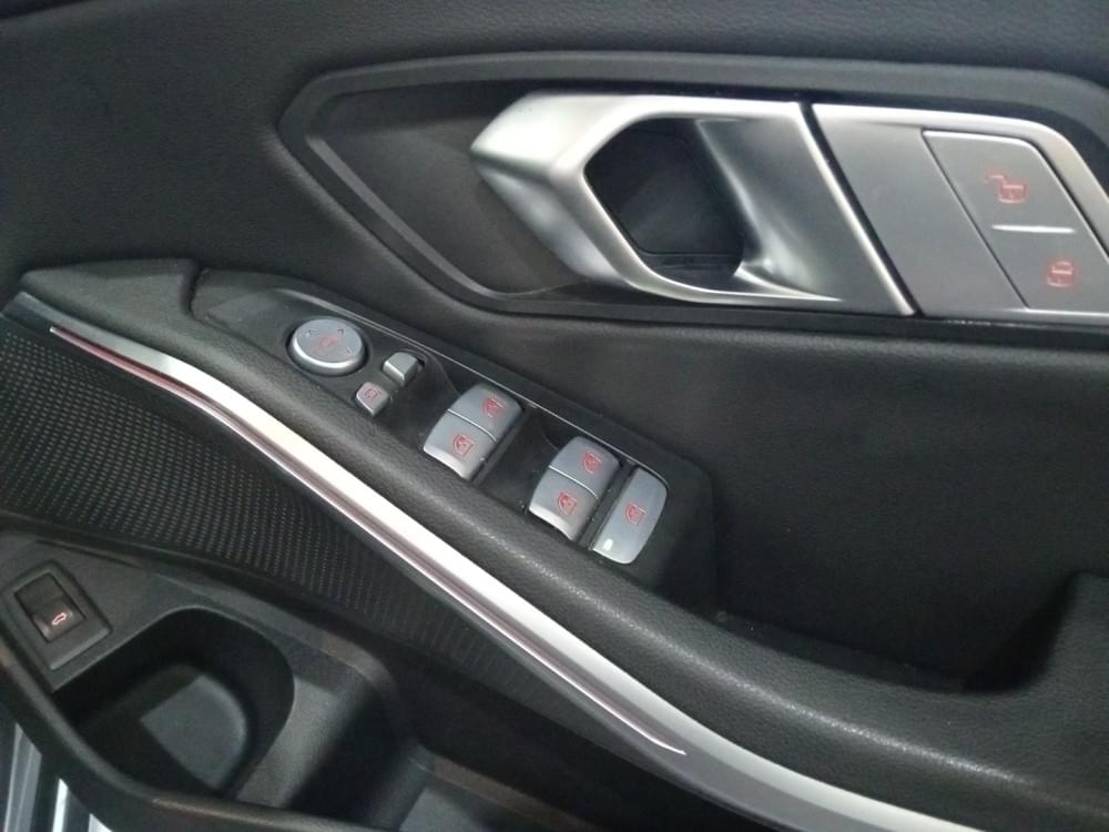 Bmw 3 Series Sedan 320I M Sport At