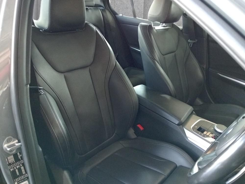 Bmw 3 Series Sedan 320I M Sport At
