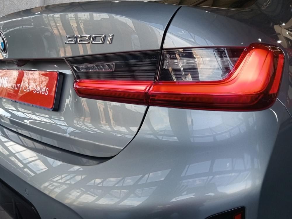 Bmw 3 Series Sedan 320I M Sport At