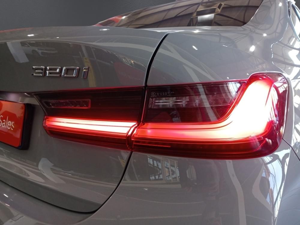 Bmw 3 Series Sedan 320I M Sport At