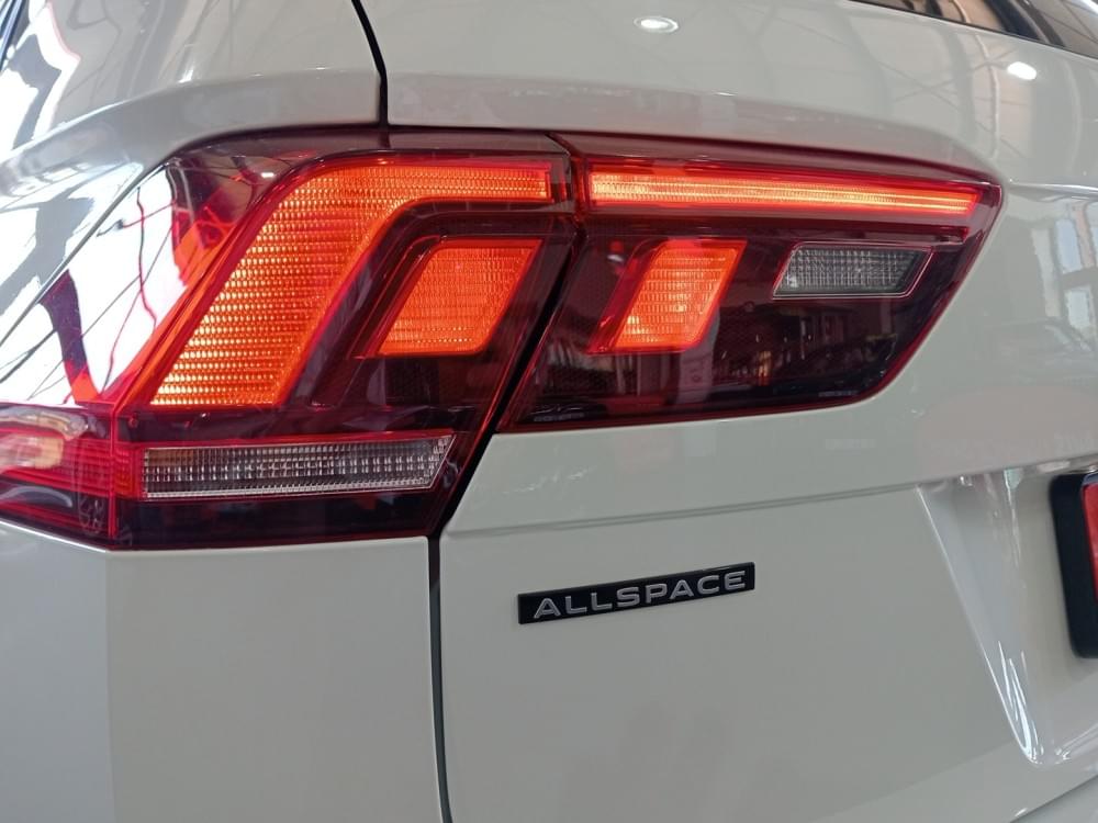 Volkswagen Tiguan Allspace 1.4 Tsi Life