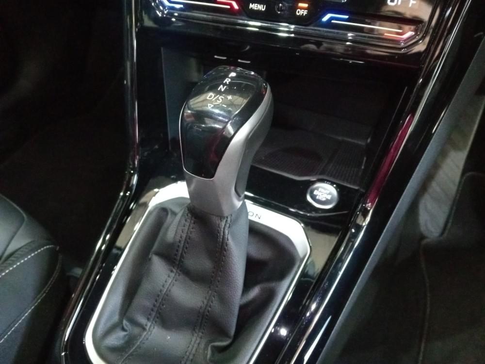 Volkswagen T-Roc 2.0 Tsi R-Line 4Motion