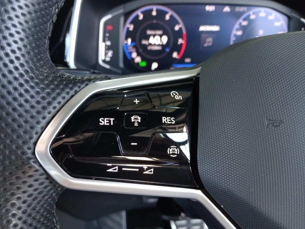 Volkswagen T-Roc 2.0 Tsi R-Line Dsg