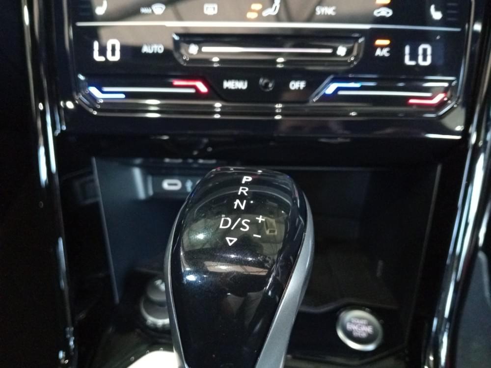 Volkswagen T-Roc 2.0 Tsi R-Line Dsg