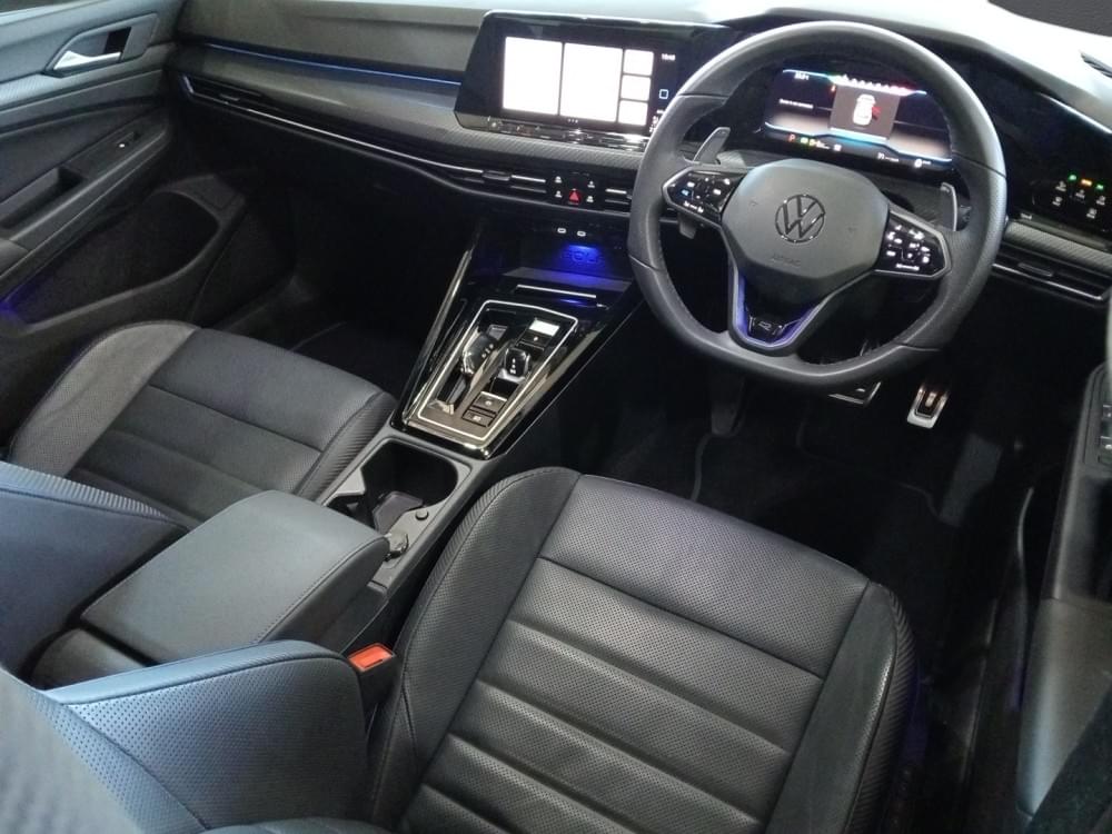 Volkswagen Golf 8 2.0 Gti R